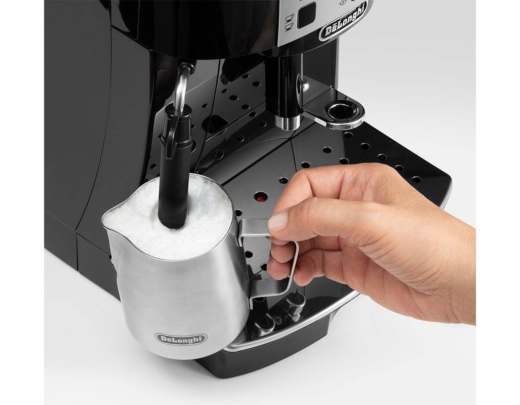 Delonghi ECAM22.110.B Magnifica S Fully Automatic Coffee Machine (Black)