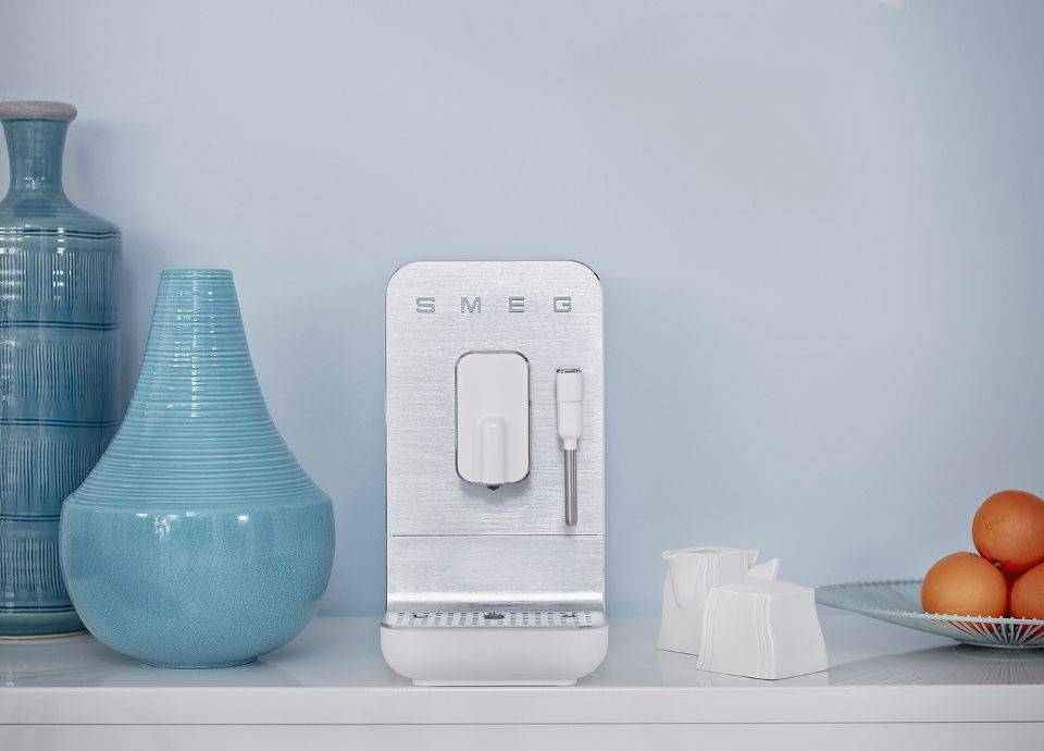 Smeg 50’s Retro Style BCC02 Automatic Espresso Coffee Machine with